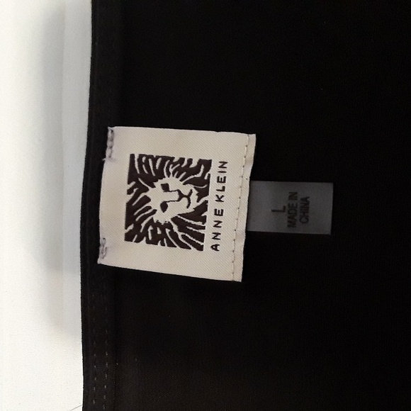 Anne Klein Black & White Shirt - Picture 2 of 6